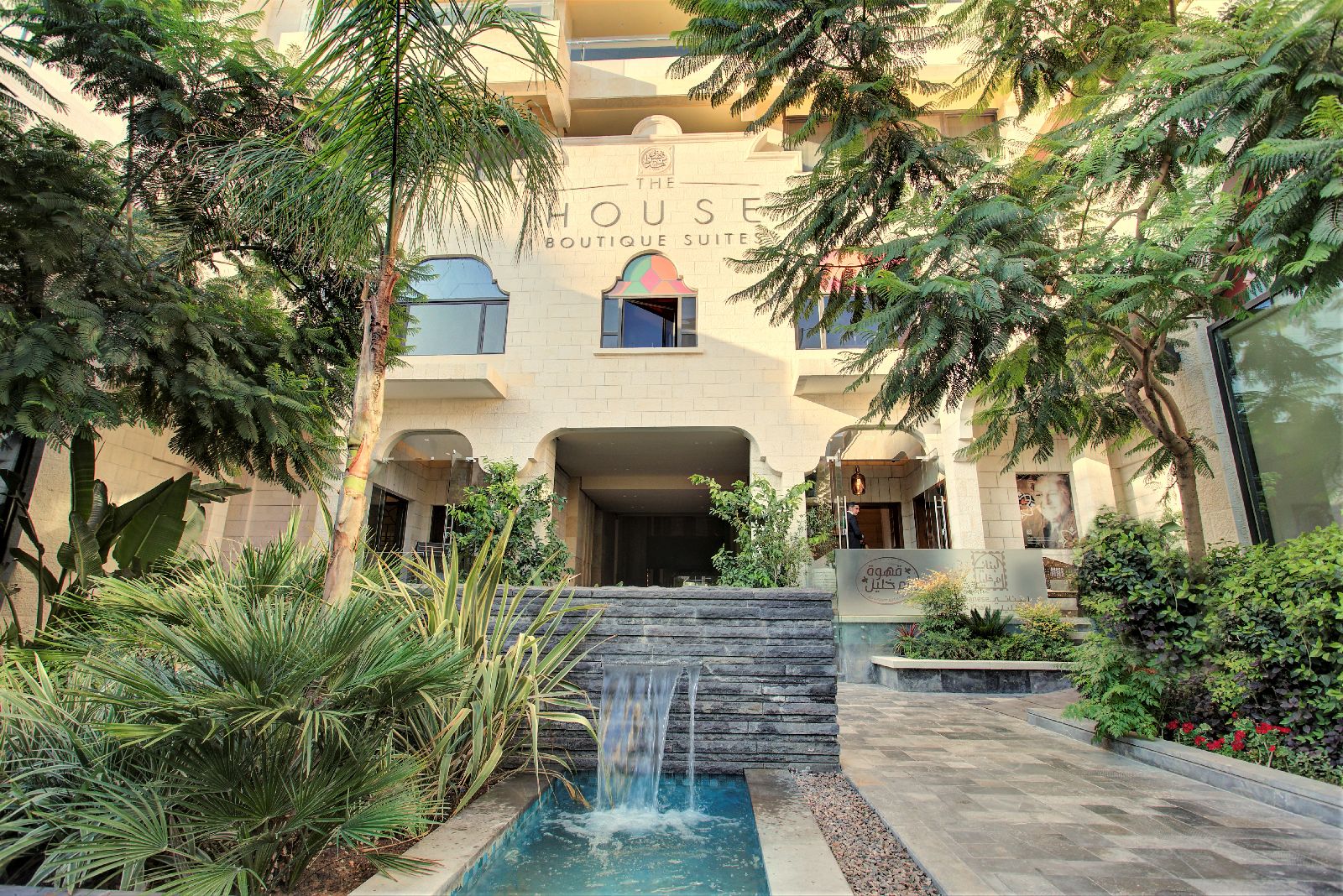 The House Boutique Suites Exterior