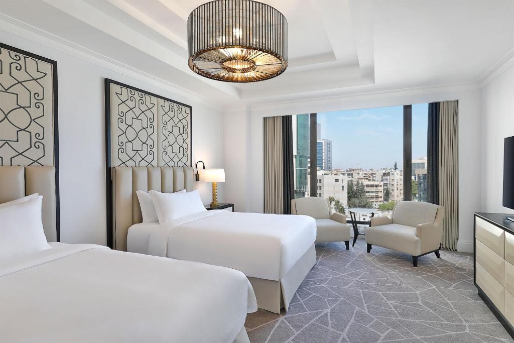 Twin-Bedded Luxury Room at The St. Regis Amman