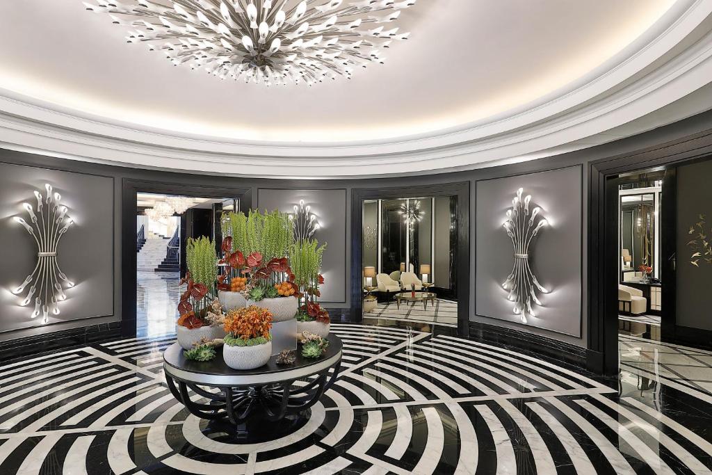 St. Regis Amman Lobby