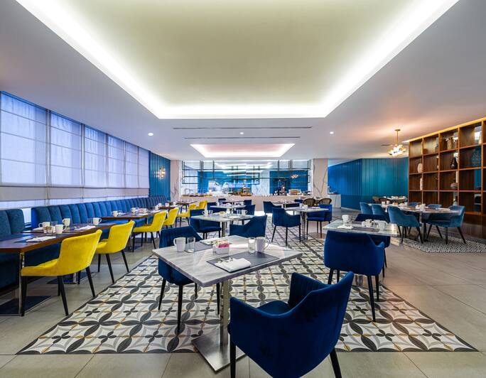 DoubleTree by Hilton Aqaba Dining Area