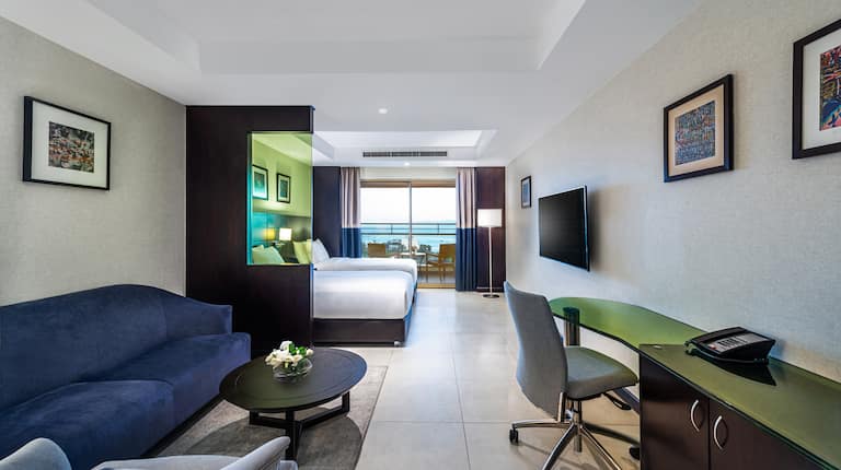 DoubleTree Aqaba Suite Lounge