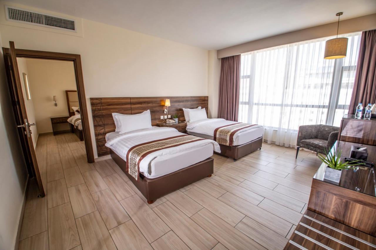 Lacosta Hotel Twin Room