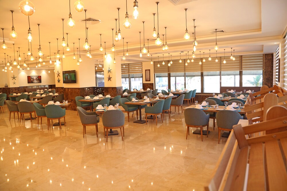 Lacosta Hotel Dining Area