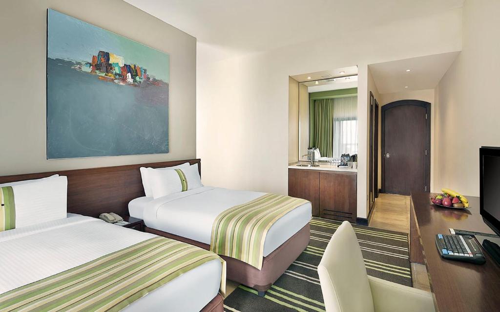 Holiday Inn Resort Dead Sea Twin Room