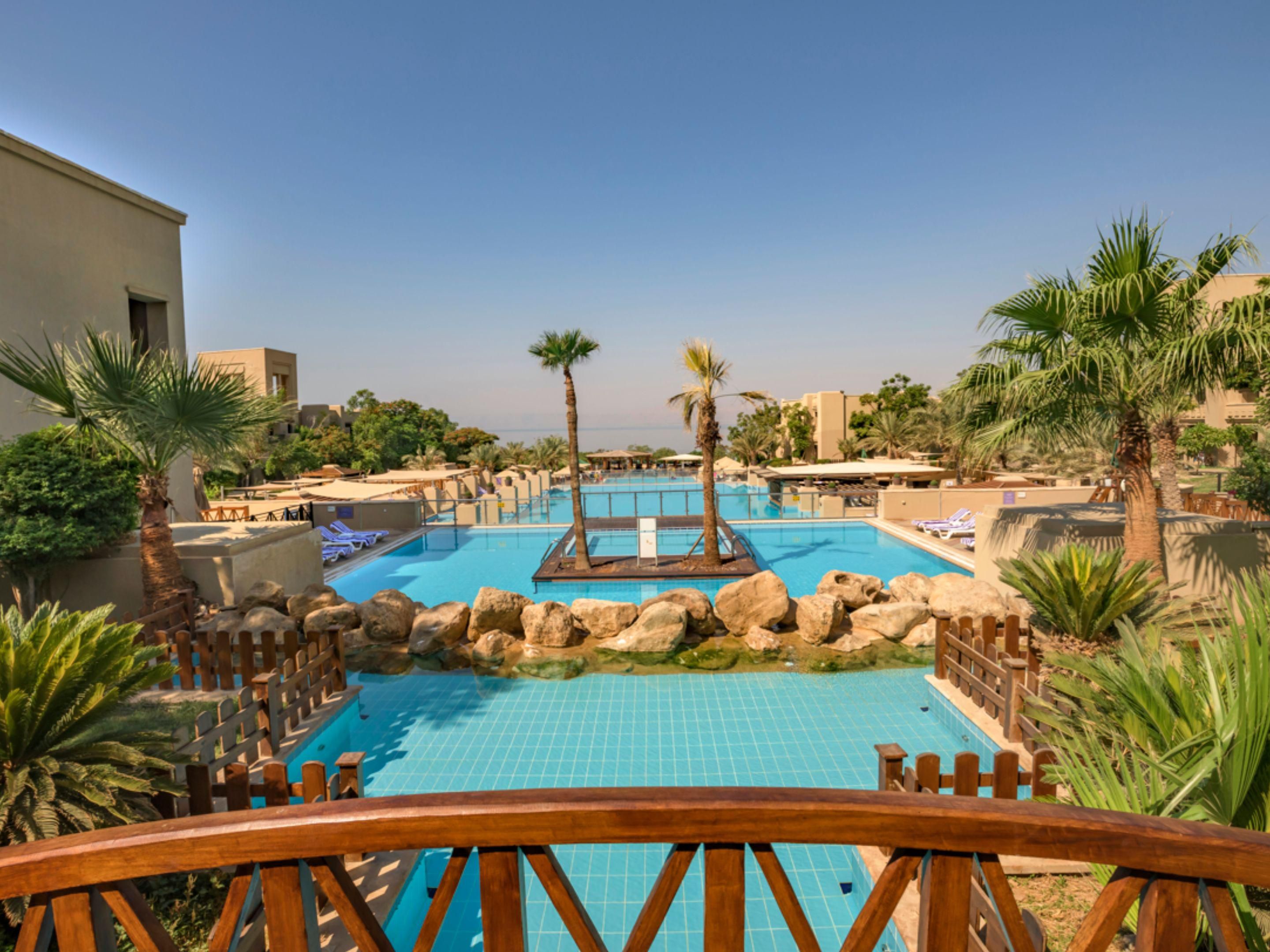 Holiday Inn Resort Dead Sea Poolscape