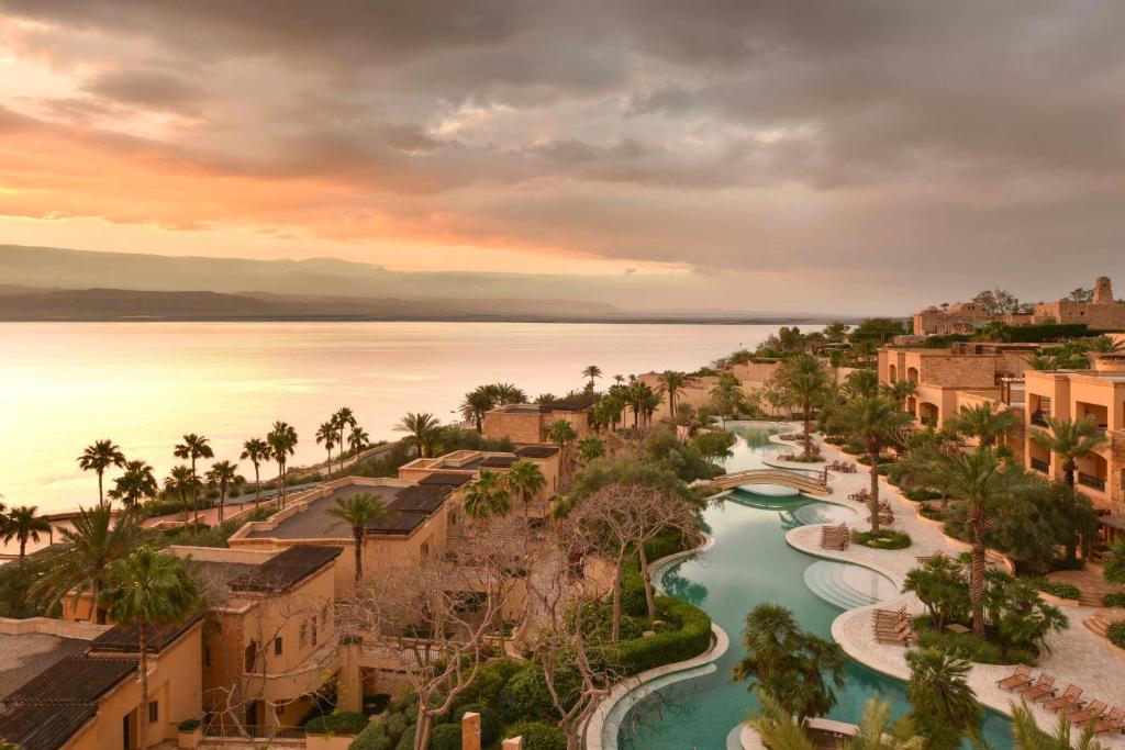 Kempinski Hotel Ishtar at Sunset
