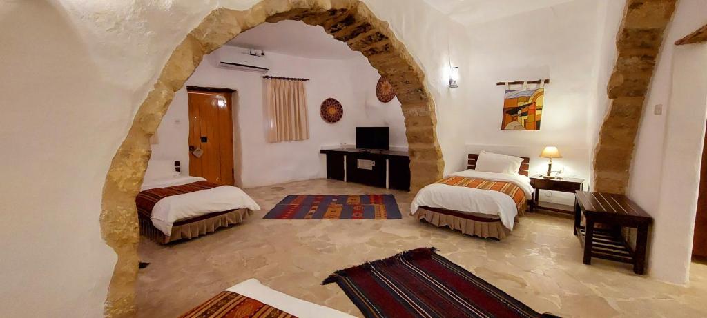 Heritage-Style Hotel Suite