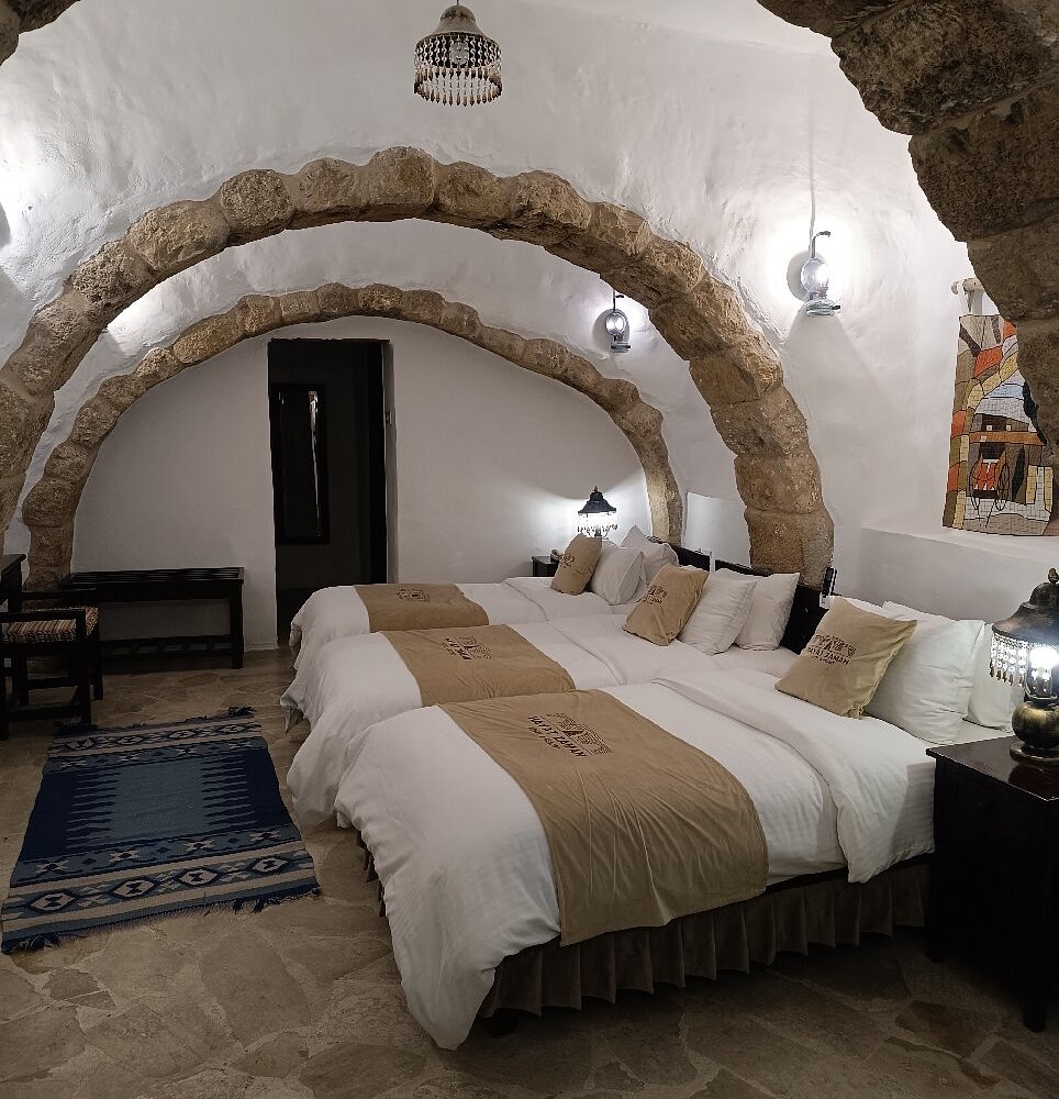 Hayat Zaman Hotel Cave Room
