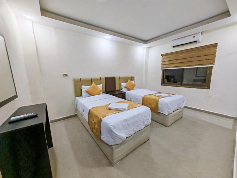Petra Gate Hotel Twin Room