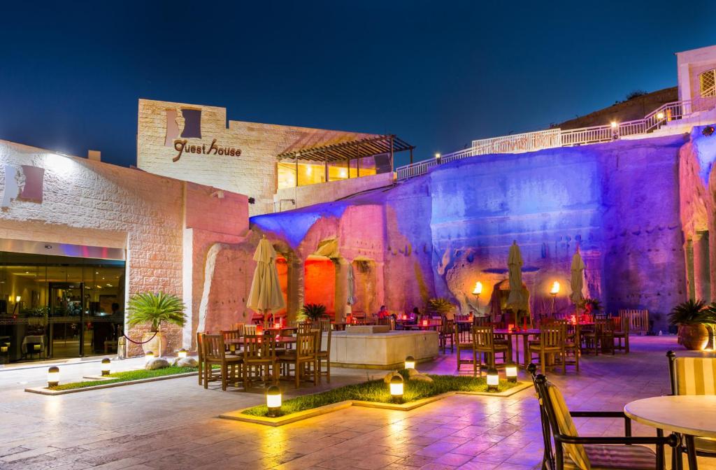 Petra Guest House Hotel Terrace