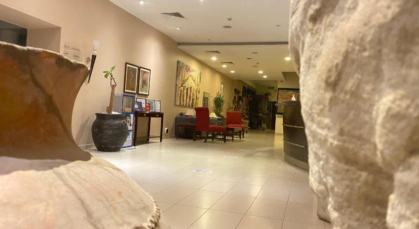 Petra Guest House Hotel Lobby