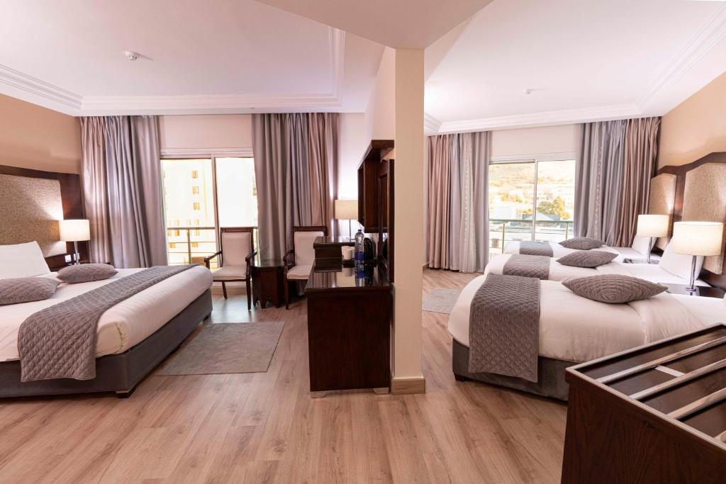 Petra Moon Hotel Suite