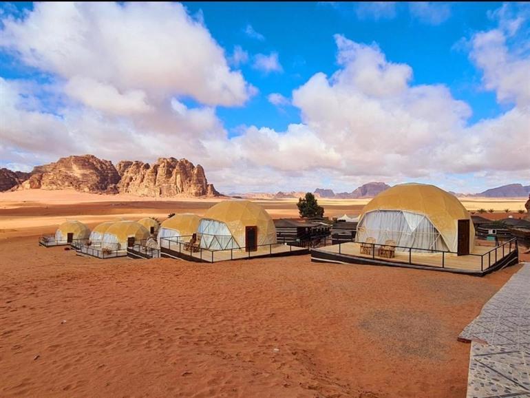 Desert Dome Glamping in Wadi Rum