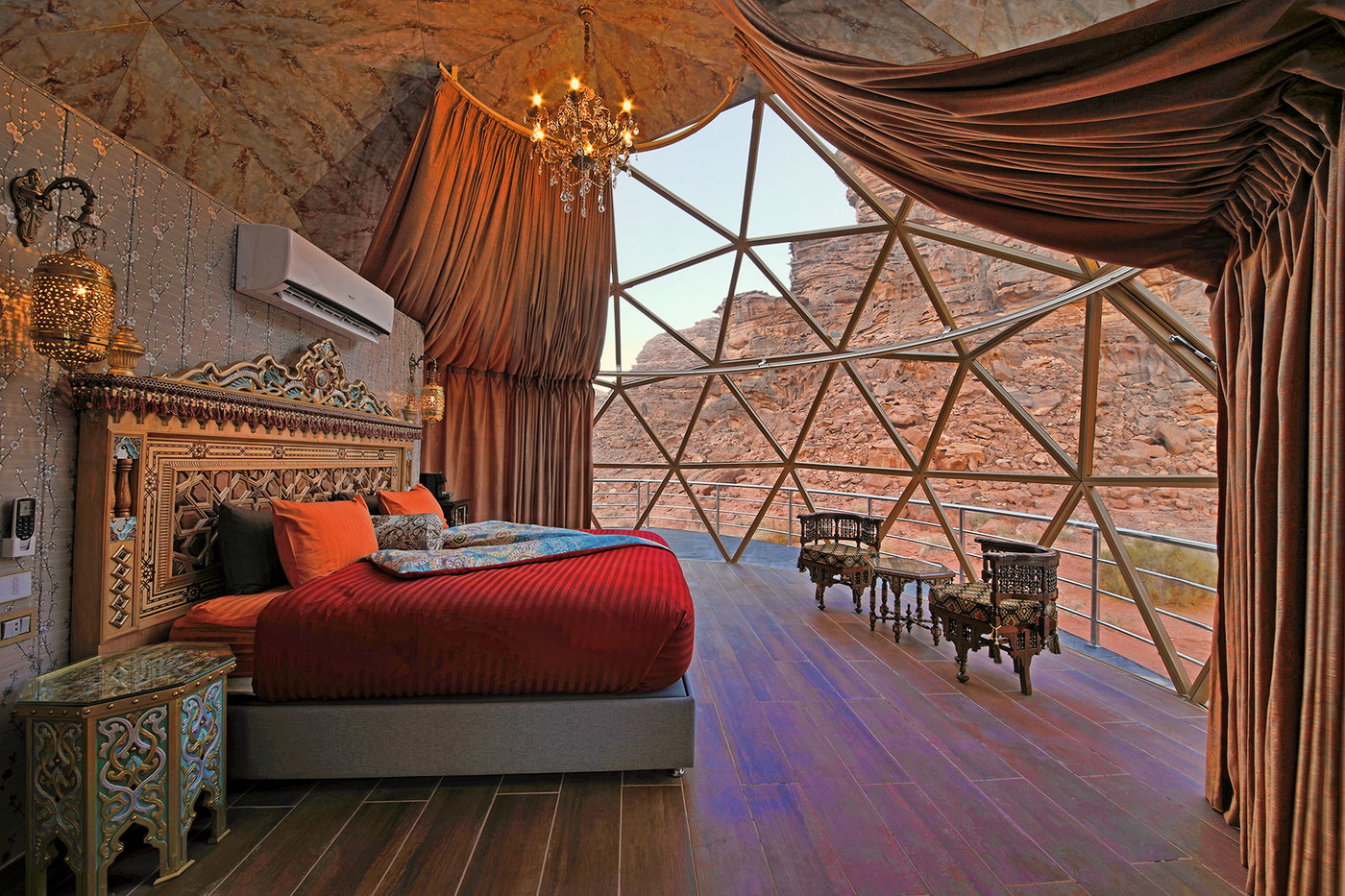 Memories Aicha Luxury Camp Dome Suite