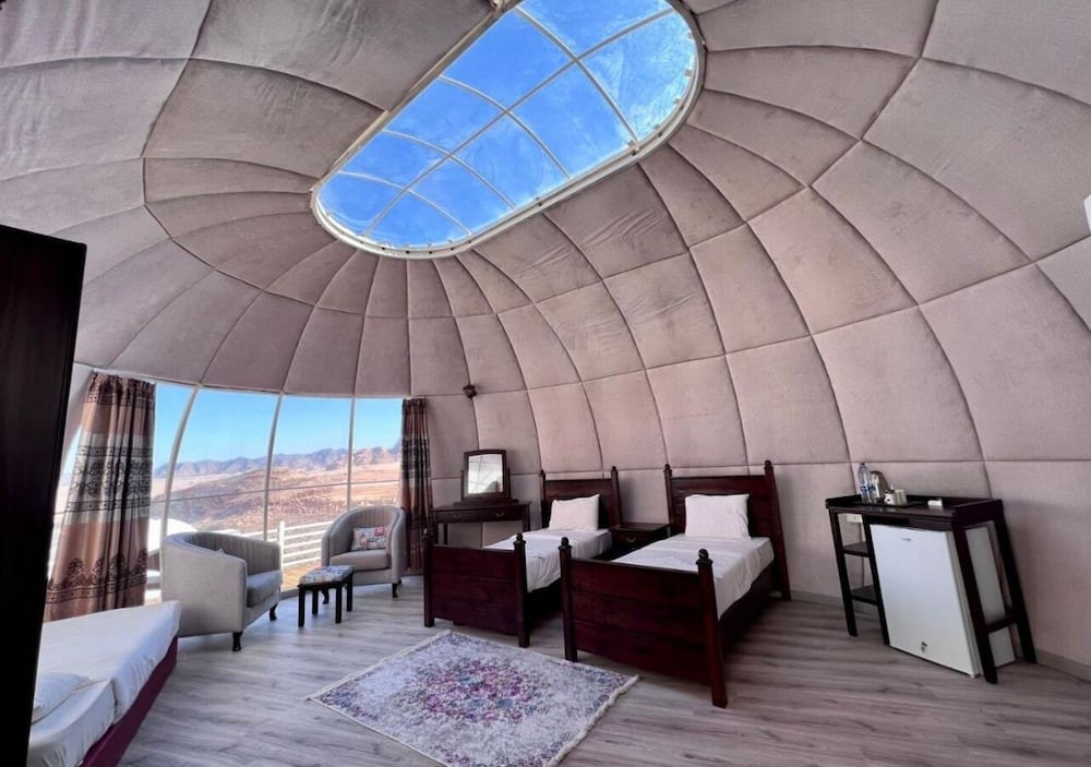 Rum Oasis Luxury Camp Dome Room
