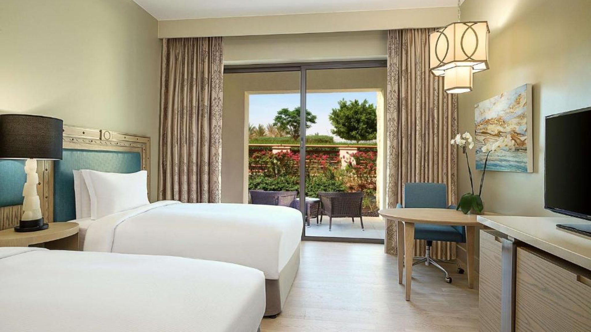 The Family Oasis - Dead Sea